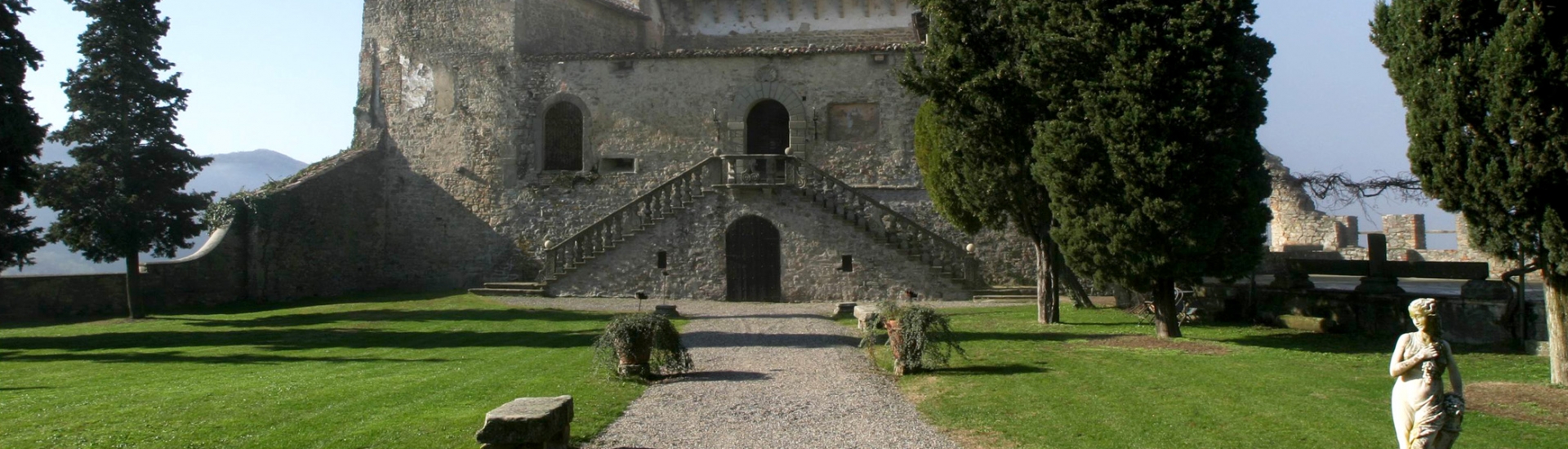 Rocca d'Olgisio - Castle of Olgisio photo credits: |Rocca d'Olgisio| - Castelli del Ducato